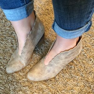 Pre-owned Darling Qupid grayish brown heels